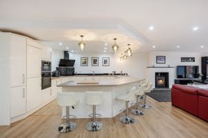 Photo 35- click for photo gallery